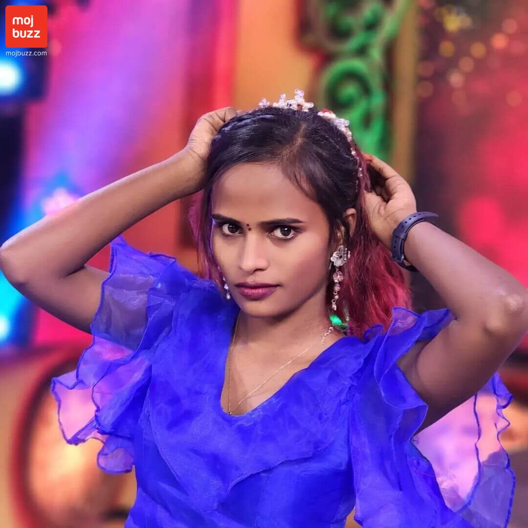 Faima Shiek from bigg boss 6 telugu giving a pose for photoshoot