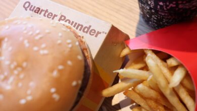 Gettyimages.com (McDonald's Quarter Pounder burger)